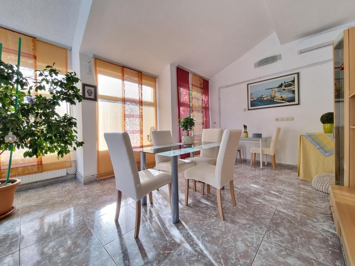 Rooms Slavica Okrug Gornji Exteriör bild