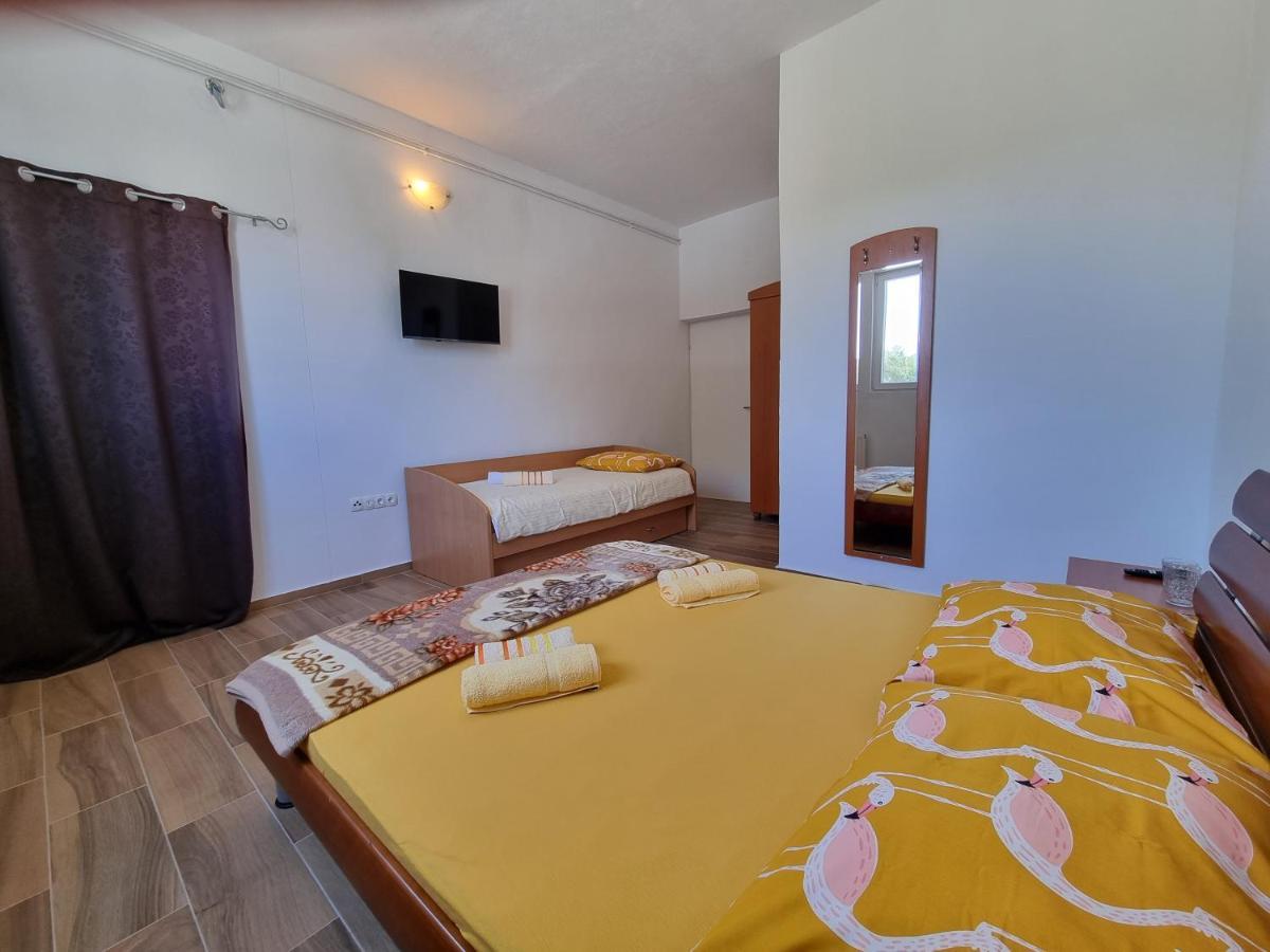 Rooms Slavica Okrug Gornji Exteriör bild