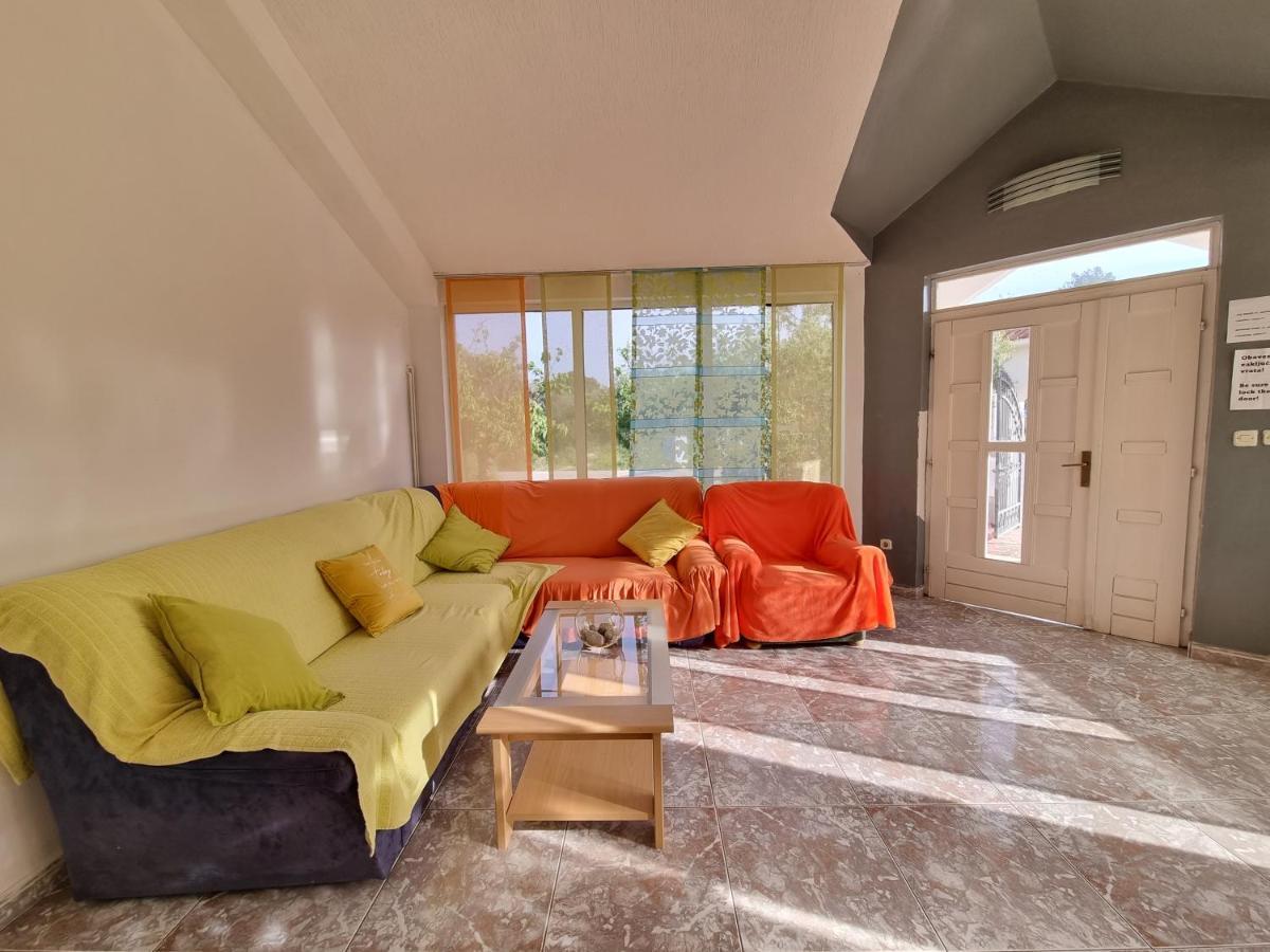Rooms Slavica Okrug Gornji Exteriör bild
