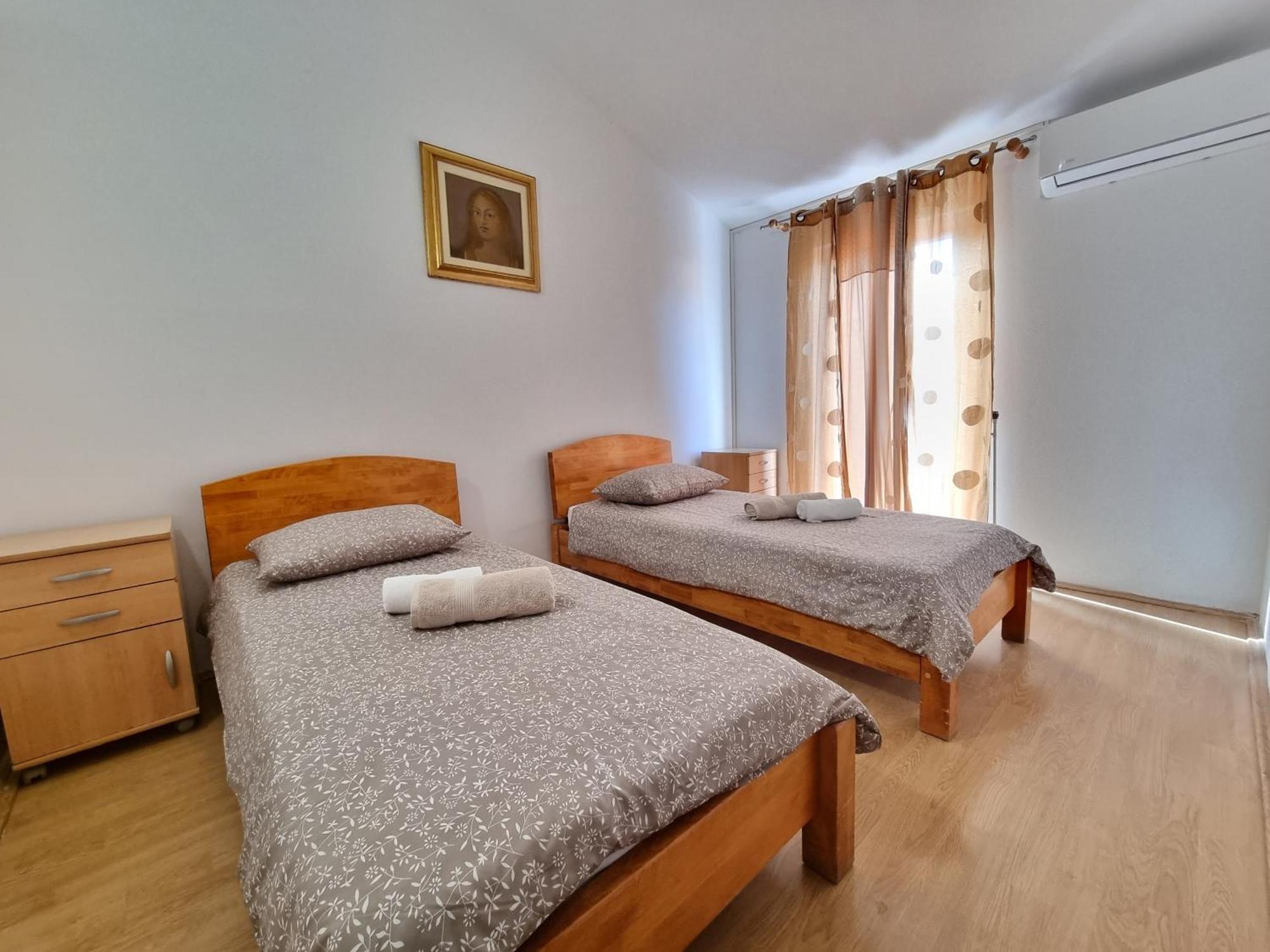 Rooms Slavica Okrug Gornji Rum bild