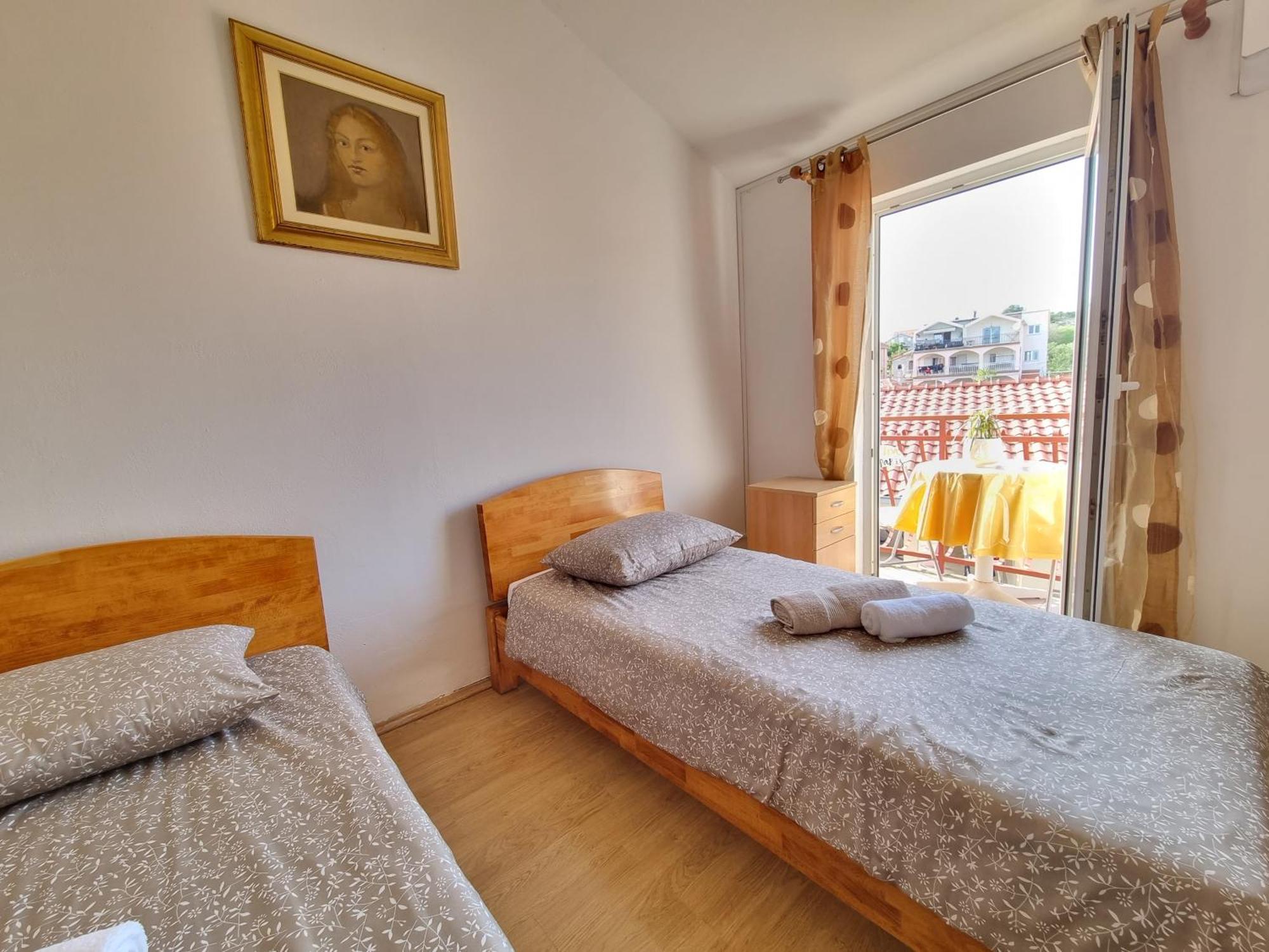 Rooms Slavica Okrug Gornji Rum bild